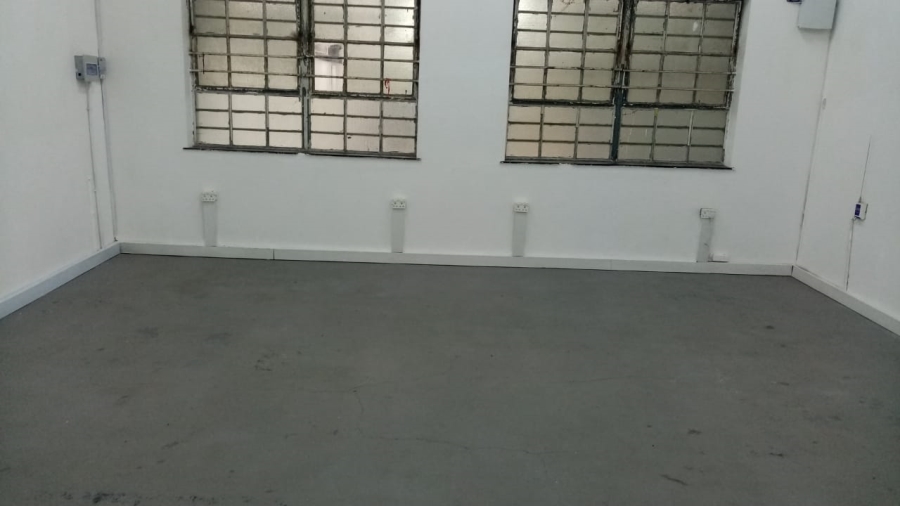 To Let commercial Property for Rent in North End Eastern Cape